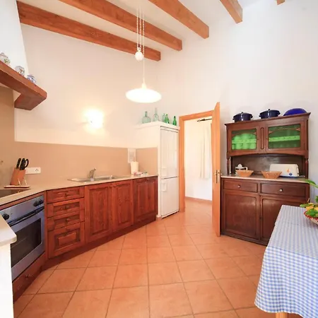 Peric Villa *